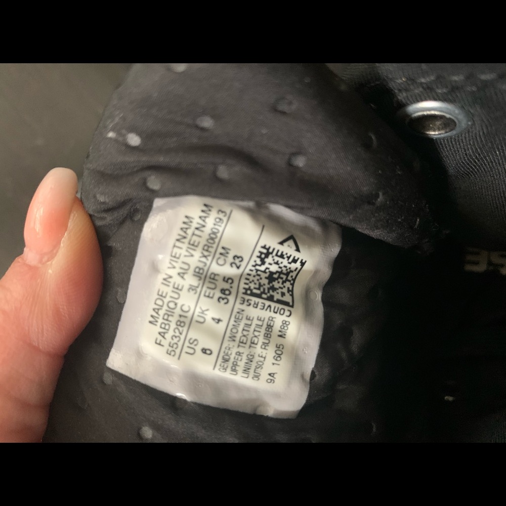 Rare All black converse - Picture 7 of 7